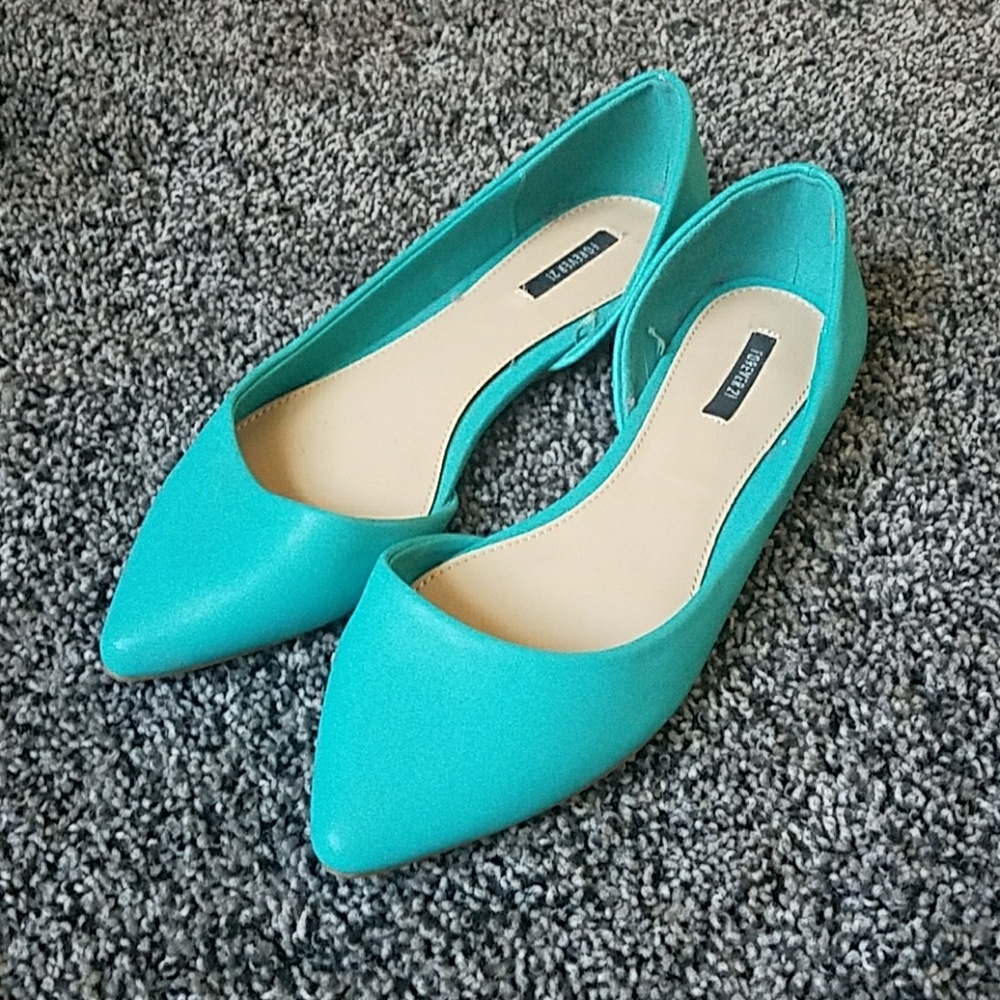 Turquoise flats sz 6